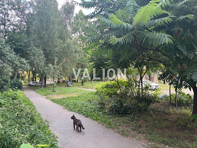 Продам 1 комнатную квартиру ул.(Кикабидзе( Булгакова ) 6а