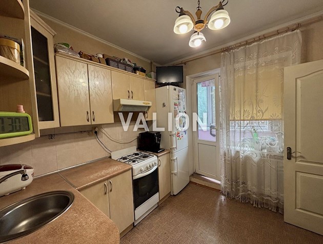 Продам 1 комнатную квартиру ул.(Кикабидзе( Булгакова ) 6а