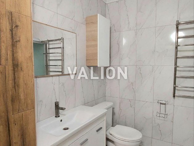 Продаж 3К квартири з ремонтом і меблями за адресою вул. Дмитрівська, 60/19 Шевченківський район