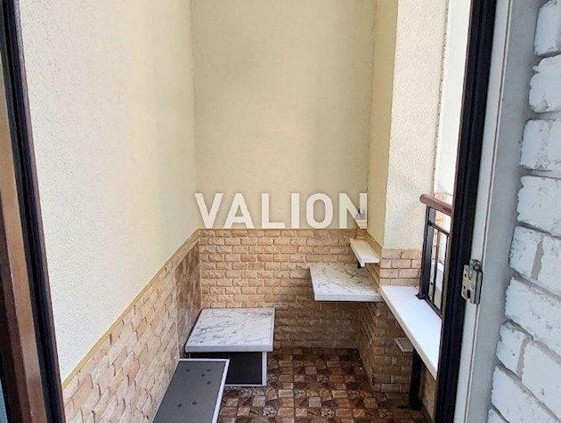 Продаж 3К квартири з ремонтом і меблями за адресою вул. Дмитрівська, 60/19 Шевченківський район