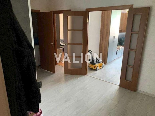 Продажа 2-комнатной квартиры по ул. Верховинная, д. 35, Святошинский район