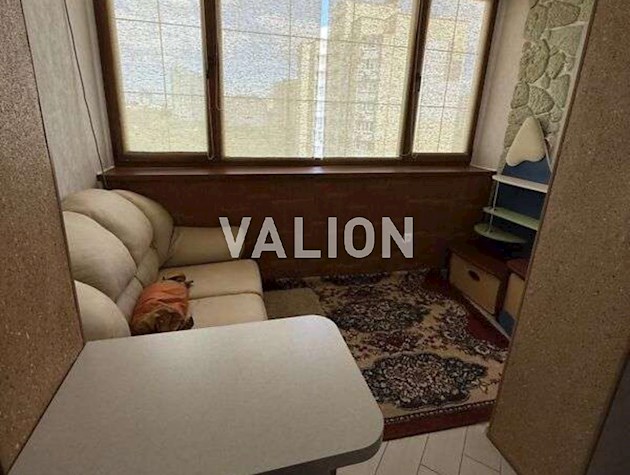 Продаж 2-к квартири вул. Федора Ернста 6