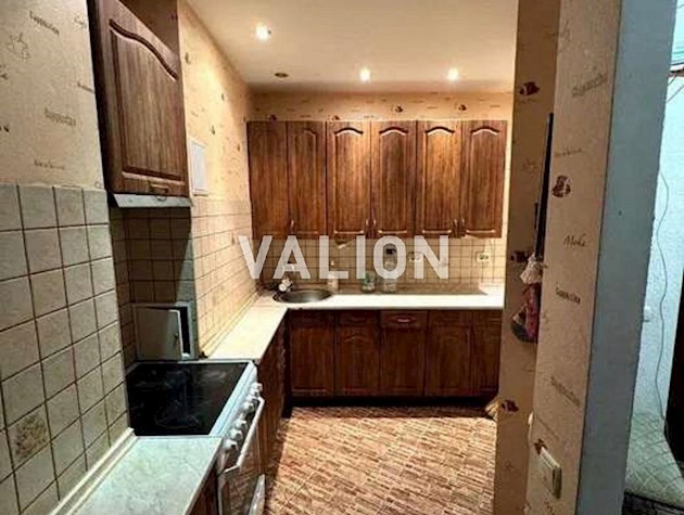 Продаж 2-кімнатної квартири по вул. Сім’ї Стешенка (Строкача), 7