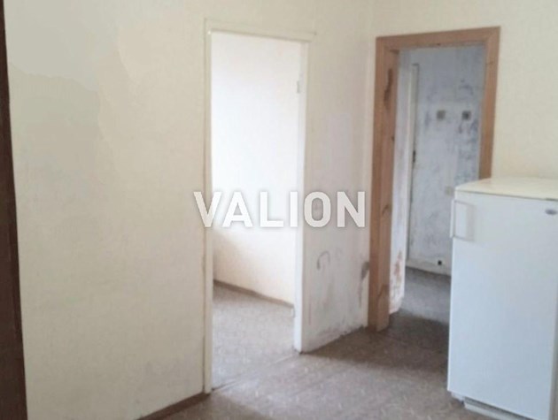 Продаж 3-к квартири вул. Срібнокільська 8