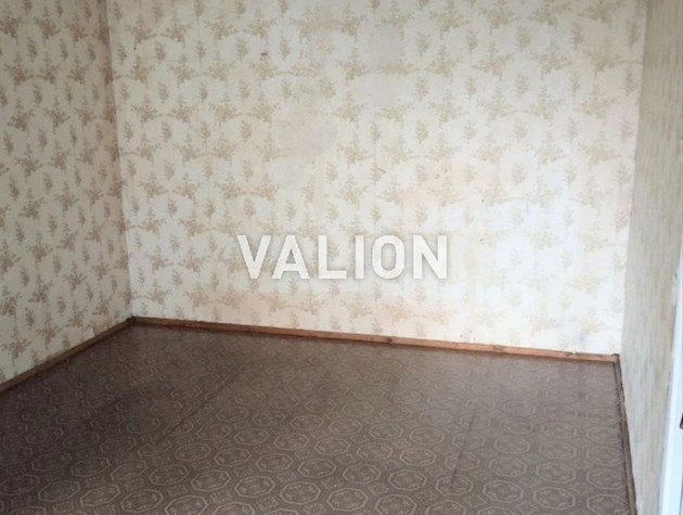 Продаж 3-к квартири вул. Срібнокільська 8