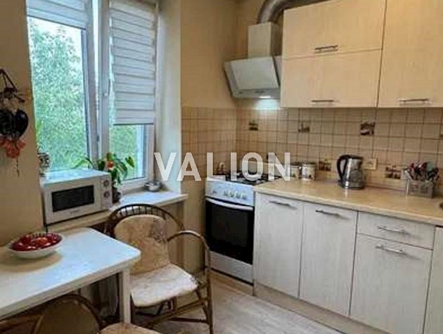 Продаж 2 кімнатка квартира, вул. Тампере 2/20, Соцмісто, Дарницька площа