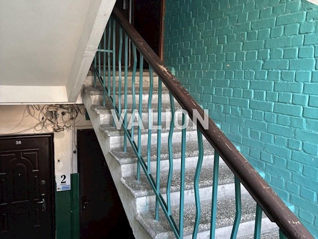 Продам 2к квартиру ул.Ушинского 17, Соломенский район правый берег