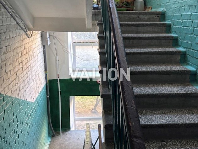 Продам 2к квартиру ул.Ушинского 17, Соломенский район правый берег