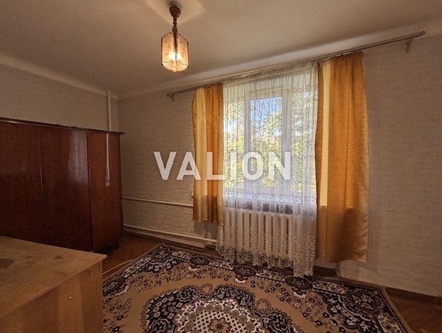 Продам 2к квартиру ул.Ушинского 17, Соломенский район правый берег