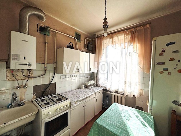 Продам 2к квартиру ул.Ушинского 17, Соломенский район правый берег