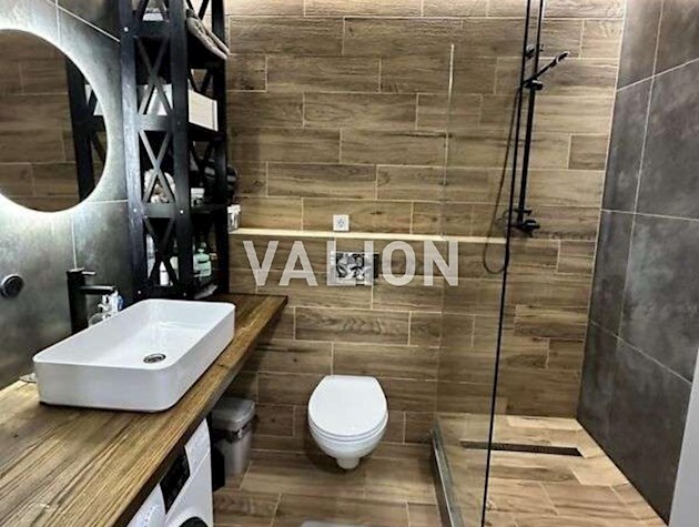 Продаж 2-к квартири вул. Софії Русової 7а