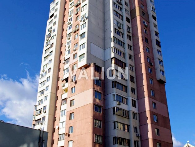 Продажа 2-комнатной квартиры по просп.Героев Сталинграда, 16б