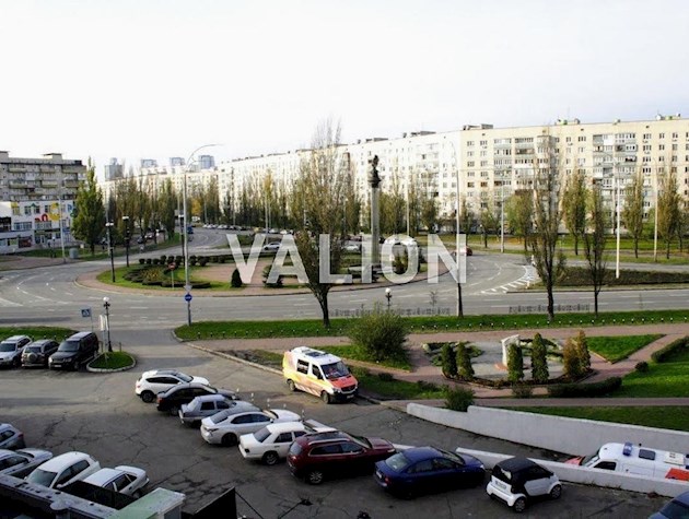 Продажа 2-комнатной квартиры по просп.Героев Сталинграда, 16б