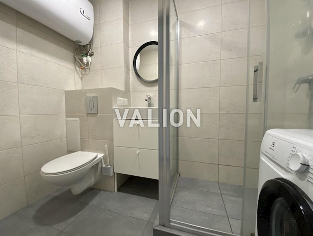 Продаж 1-кімнатної квартири 42м2 зі свіжим ремонтом по вул. Святослава Хороброго (Народного Ополчення), 4А, Чоколовка, Соло’мянський район, правий берег