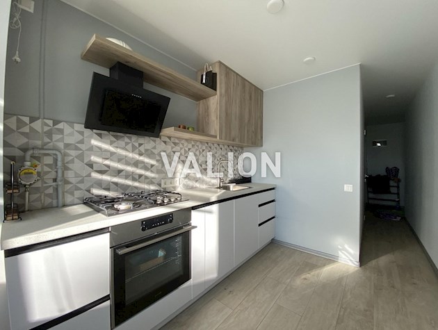 Продаж 1-кімнатної квартири 42м2 зі свіжим ремонтом по вул. Святослава Хороброго (Народного Ополчення), 4А, Чоколовка, Соло’мянський район, правий берег