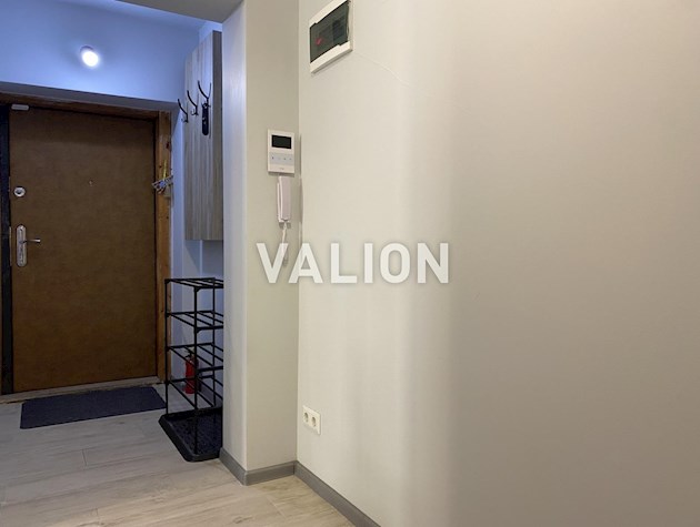 Продаж 1-кімнатної квартири 42м2 зі свіжим ремонтом по вул. Святослава Хороброго (Народного Ополчення), 4А, Чоколовка, Соло’мянський район, правий берег