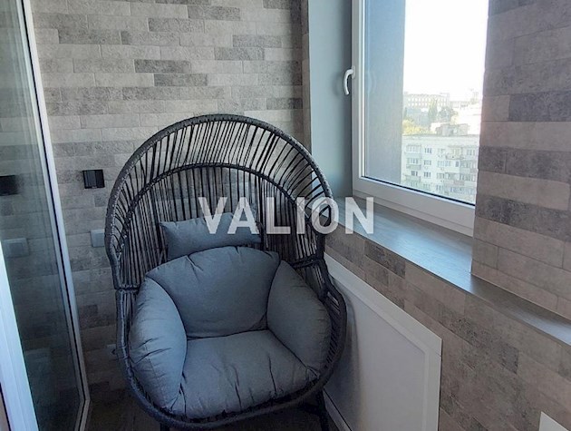 Продаж 4К квартири з ремонтом і меблями за адресою Берестейський проспект, 11 у Шевченківському районі.