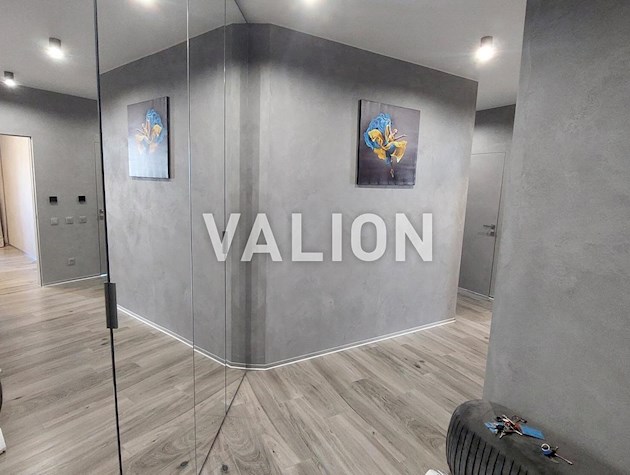 Продаж 4К квартири з ремонтом і меблями за адресою Берестейський проспект, 11 у Шевченківському районі.