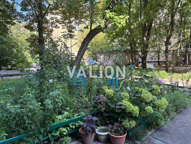 Без % Продажа: 3к квартиры ул. Донца 21 Соломенский район правый берег