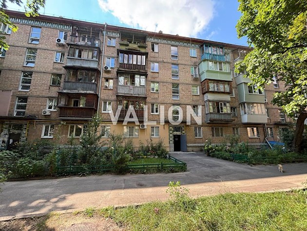 Без % Продажа: 3к квартиры ул. Донца 21 Соломенский район правый берег