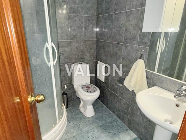 Продаж 3 кімн. квартири вул. Золотоустівська 10-12