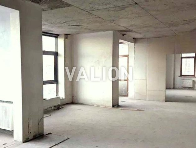 Продаж 5-к квартири Богдана Хмельницького 58а