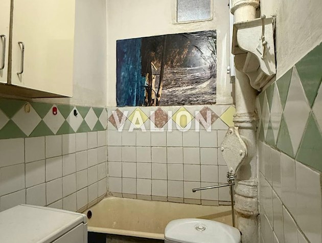 Продажа 3 комнатной квартиры, Куреневка, ул. Кирилловская, 110