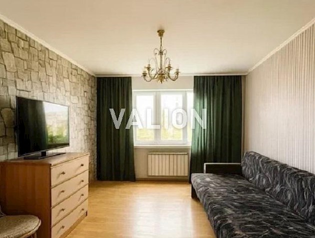 Продаю уютную 3 комнатную квартиру по адресу: ул. Героев Днепра, дом. 35, Оболонский район.