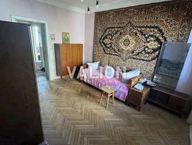 Продається 3-кімнатна квартира на вул.Слов’янська, 28