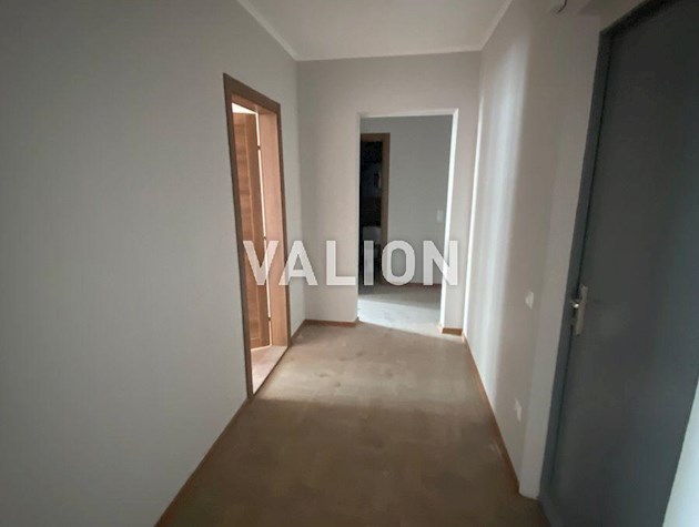 Продам 2 комн. по ул. Коноплянской 22 Б. Минский массив.