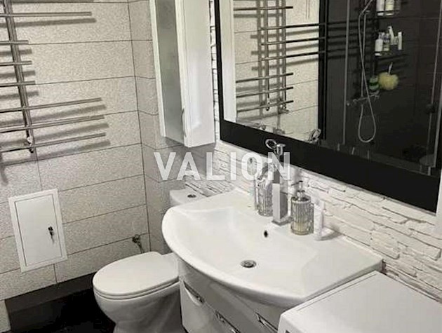 Продаж 2-к квартири на вул. Стадіонна 1/7 Солом’янський район