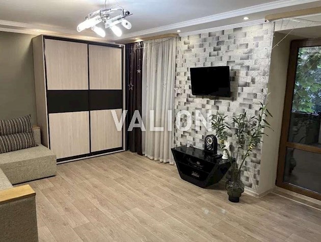 Продаж 2-к квартири на вул. Стадіонна 1/7 Солом’янський район