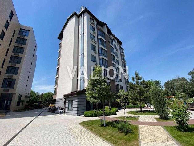 Продаж 1-к квартири вул. Набережно-Корчуватська 27