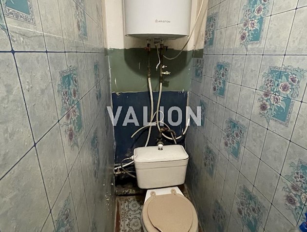 Продаю просторную 2 комнатную квартиру в Подольском районе по проспекту Европейского Союза, 62Б.