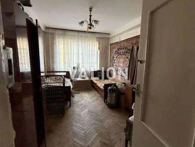 Продаж 2-к квартири вул. Кубанської України 31