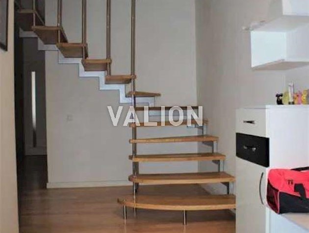 Продажа 5-к квартири ул. Срибнокильская 1