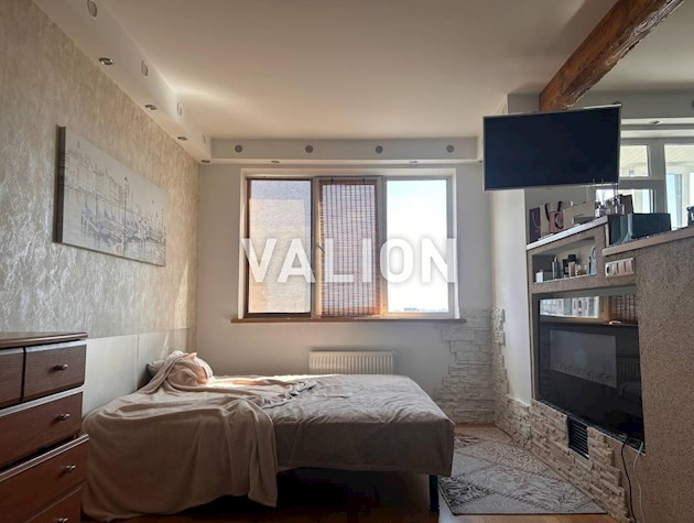 Продажа 1 ком. Квартиры с ремонтом, студия, ул. Натальи Ужвий, 12, Виноградарь