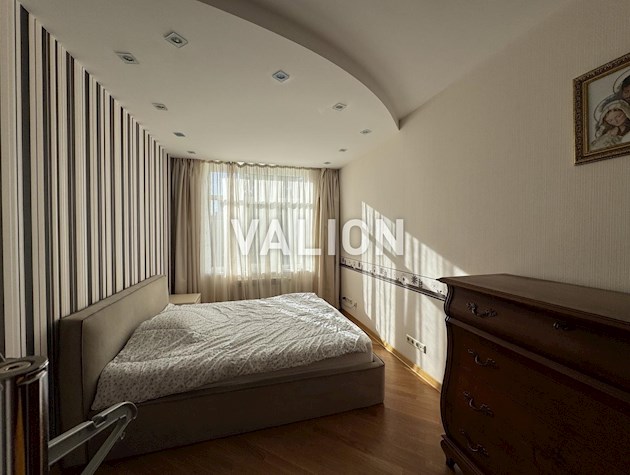 Продажа 3-к квартиры просп. Лобановского 4б