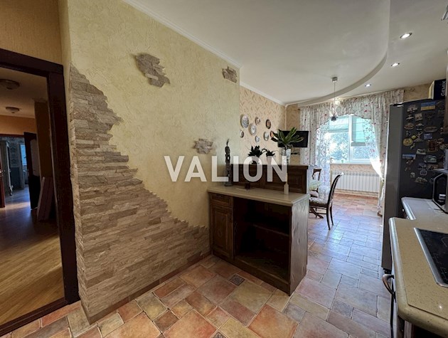 Продажа 3-к квартиры просп. Лобановского 4б