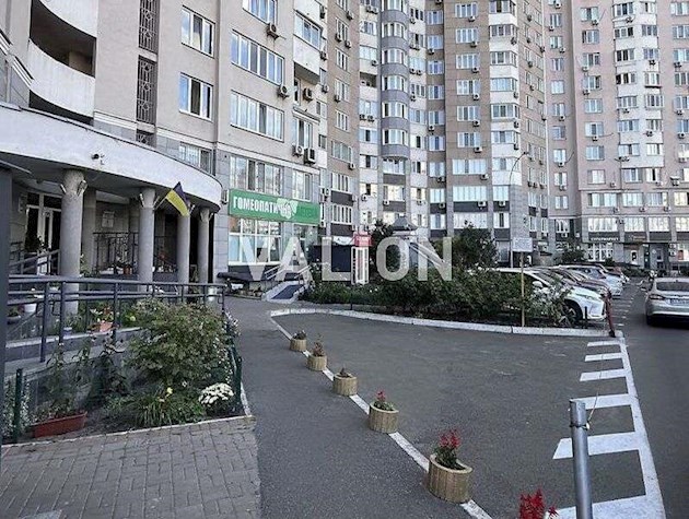 Продаж 2-к квартири ЖК КОРОНА вул. Срібнокільська вул.1