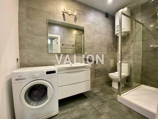 Продажа 3-кімнатной квартиры з ПАРКОМІСЦЕМ ул. Юрия Поправки 4/39а