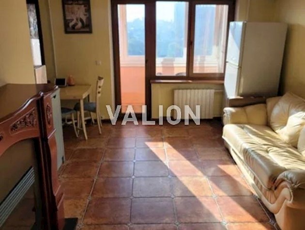 Продаж 1к квартири вул. Кудрявська 31/33