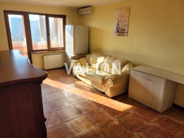 Продаж 1к квартири вул. Кудрявська 31/33