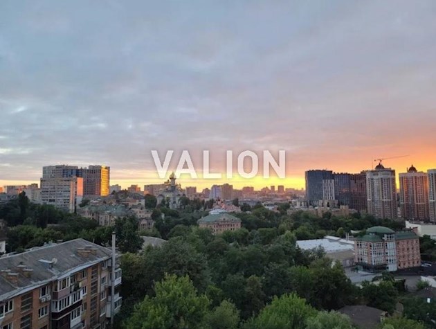 Продаж 1к квартири вул. Кудрявська 31/33