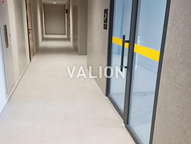 Продається однокімнатна квартира, ЖК «Республіка», вулиця Братів Шеметів, 10/8.