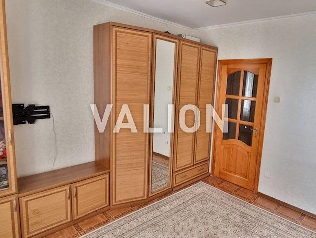 Продам 3-комн.кв. р-н Оболонь, ул.Иорданская 11Д