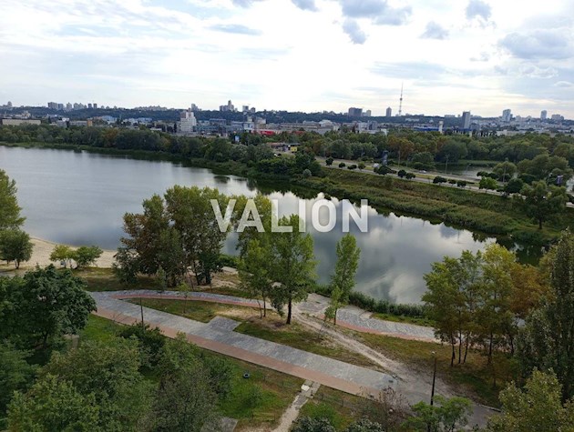 Продам 3-комн.кв. р-н Оболонь, ул.Иорданская 11Д