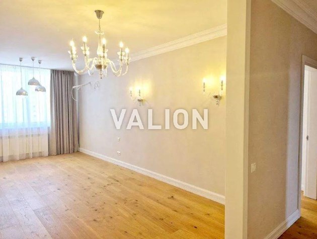 Продаж 3-к квартири вул. Єлизавети Чавдар 1