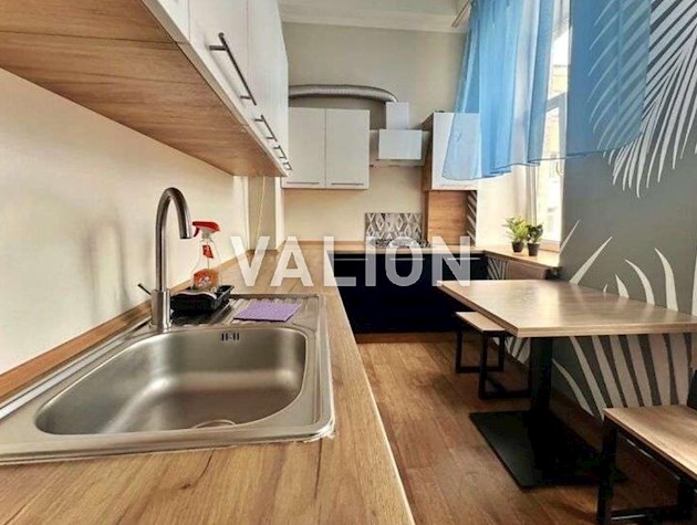 Продаж 5-к квартири вул. Саксаганського 106