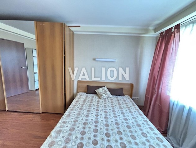 Продам 2к квартиру Мирослава Поповича, 8, Святошинский р-н Метро Житомирская, Академгородок